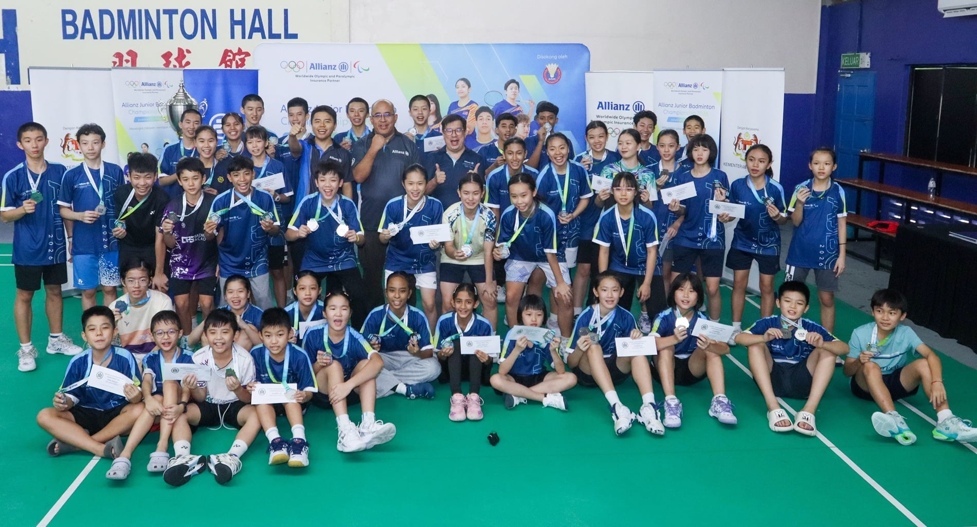 Nur Eryna Izzati achieves Allianz Junior Badminton Championship Grand Finals target Nur Eryna Izzati achieves Allianz Junior Badminton Championship Grand Finals target